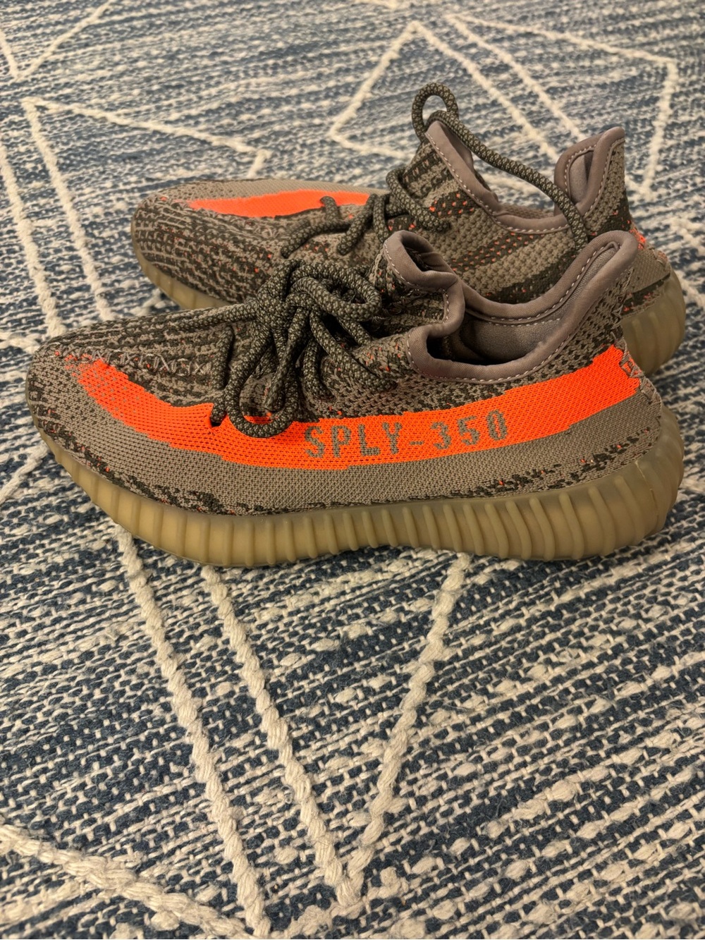Yeezy x Adidas Boost 350 V2 Gray Knit with Bright Orange Stripe 5.5 New